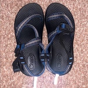 Women’s/kids Chacos size 3